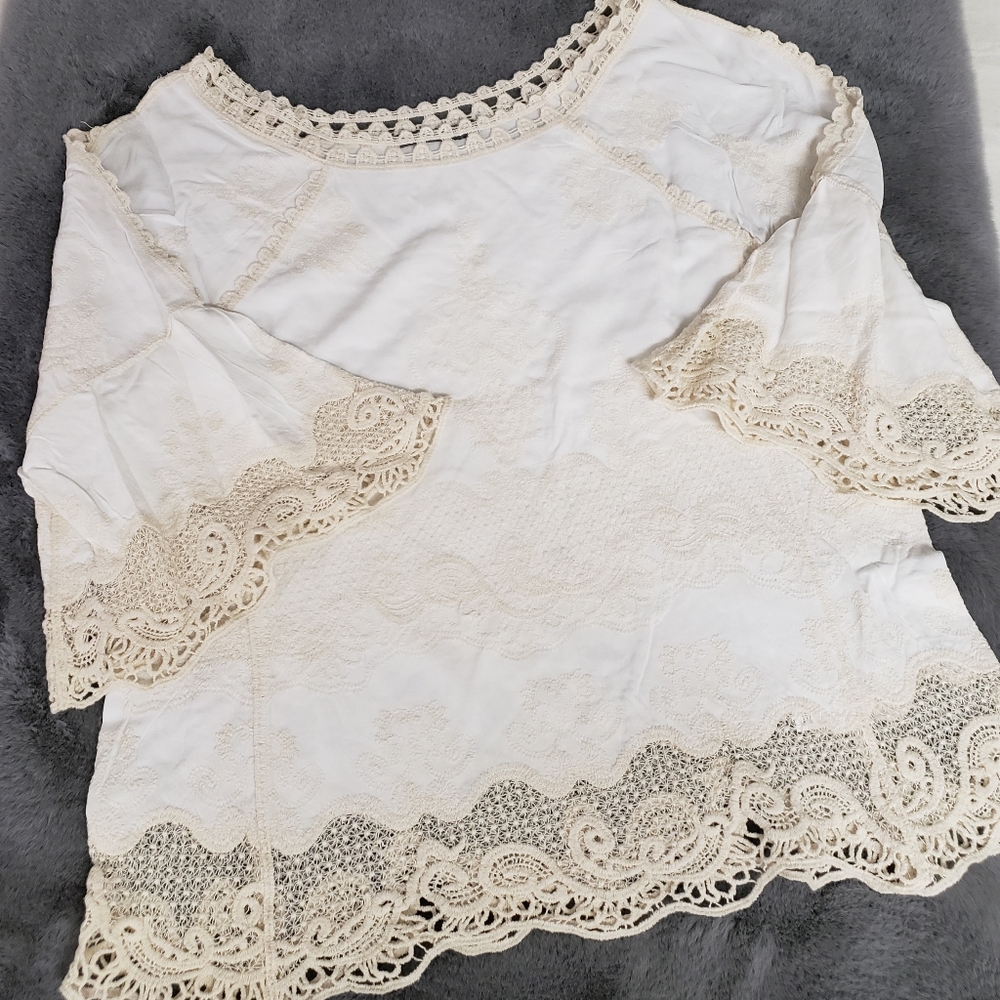 Spiaggia Dolce ivory wide neck crochet lace bell sleeve large